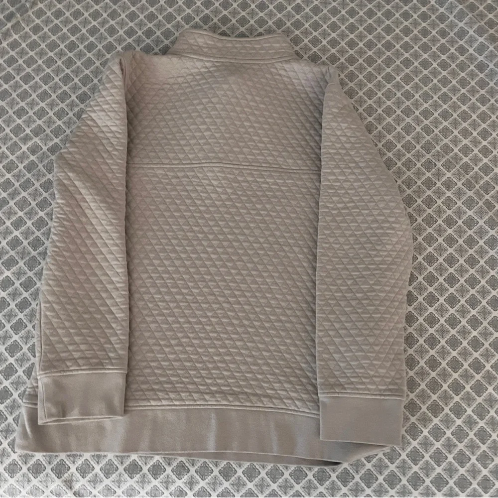 Quilted Henley Pullover Hoodie - Light Gray - Picture 4 of 6